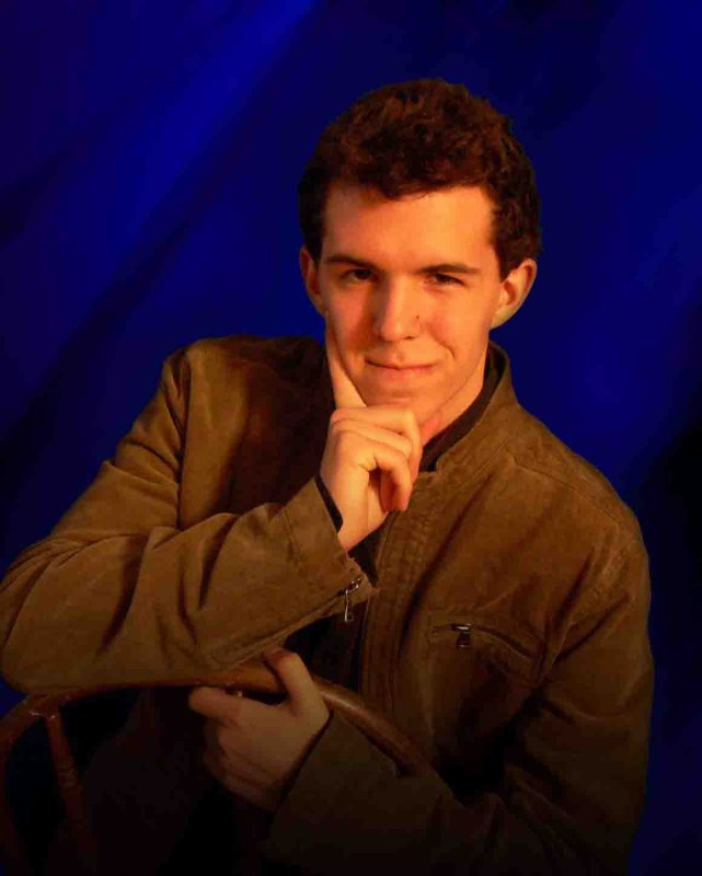 Comedy Magician and Illusionist Sam Pearce